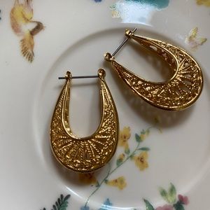 Vintage gold earrings